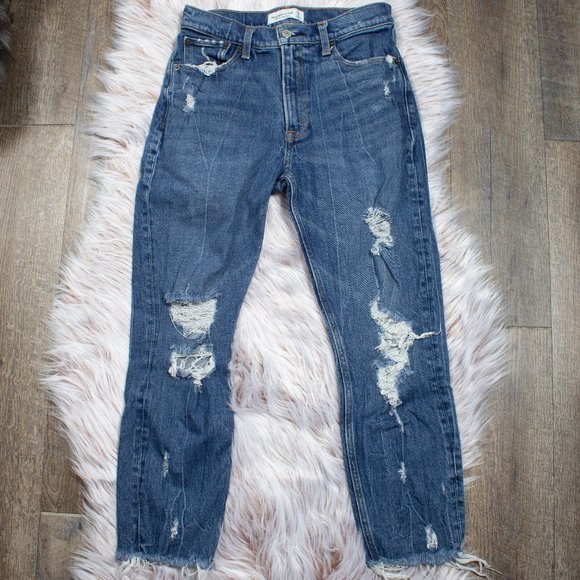 Abercrombie & Fitch Denim - Abercrombie & Fitch High Rise Mom Jeans  27